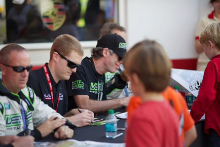 30022411181_e2903f0cb5_b