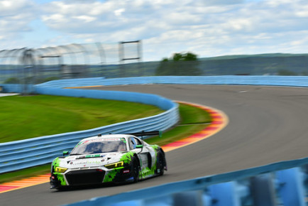 Photo: Starworks Motorsport, Sideline Sports Photography