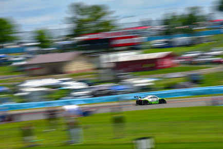 Photo: Starworks Motorsport, Sideline Sports Photography