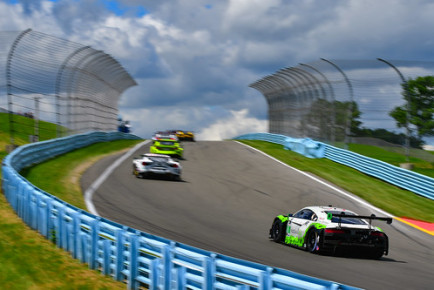 Photo: Starworks Motorsport, Sideline Sports Photography