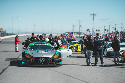 Photo: Evan O'Hara, Low Shutter Media