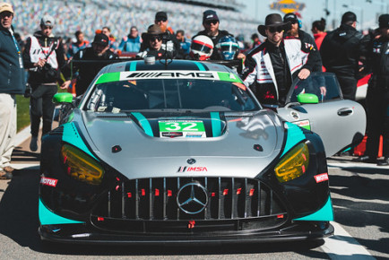 Photo: Evan O'Hara, Low Shutter Media