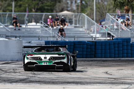 Green2515_IMSA_S12_02TH_991047