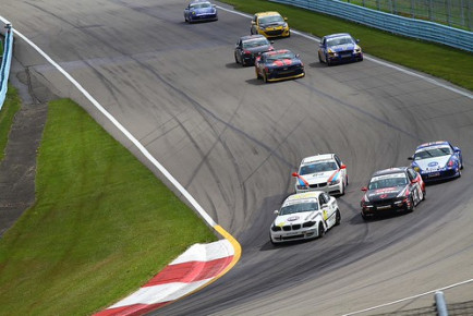 29478273553_53cb395ede_b